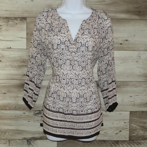 Ava Christine* Women's 3/4 Sleeve V-Neck High/Low Curved Hem Pullover Blouse~ S‎ - Picture 1 of 10